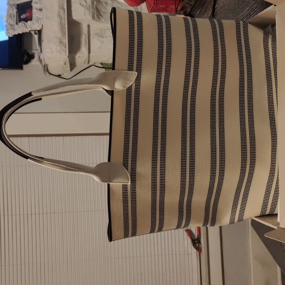 The Lightweight Tote polar stripe